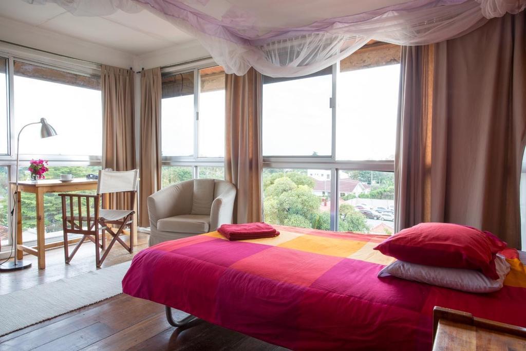 Q-Bar & Guesthouse Dar es Salaam Bilik gambar