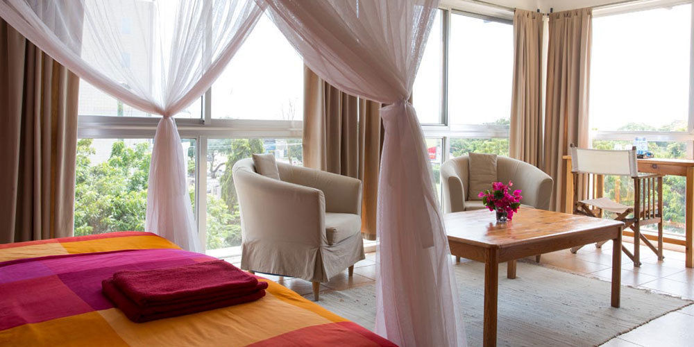 Q-Bar & Guesthouse Dar es Salaam Luaran gambar