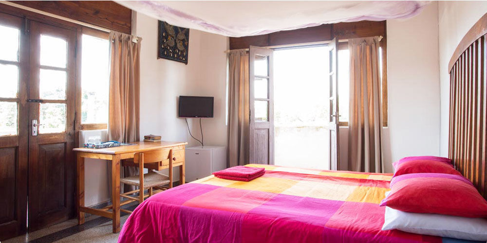 Q-Bar & Guesthouse Dar es Salaam Luaran gambar