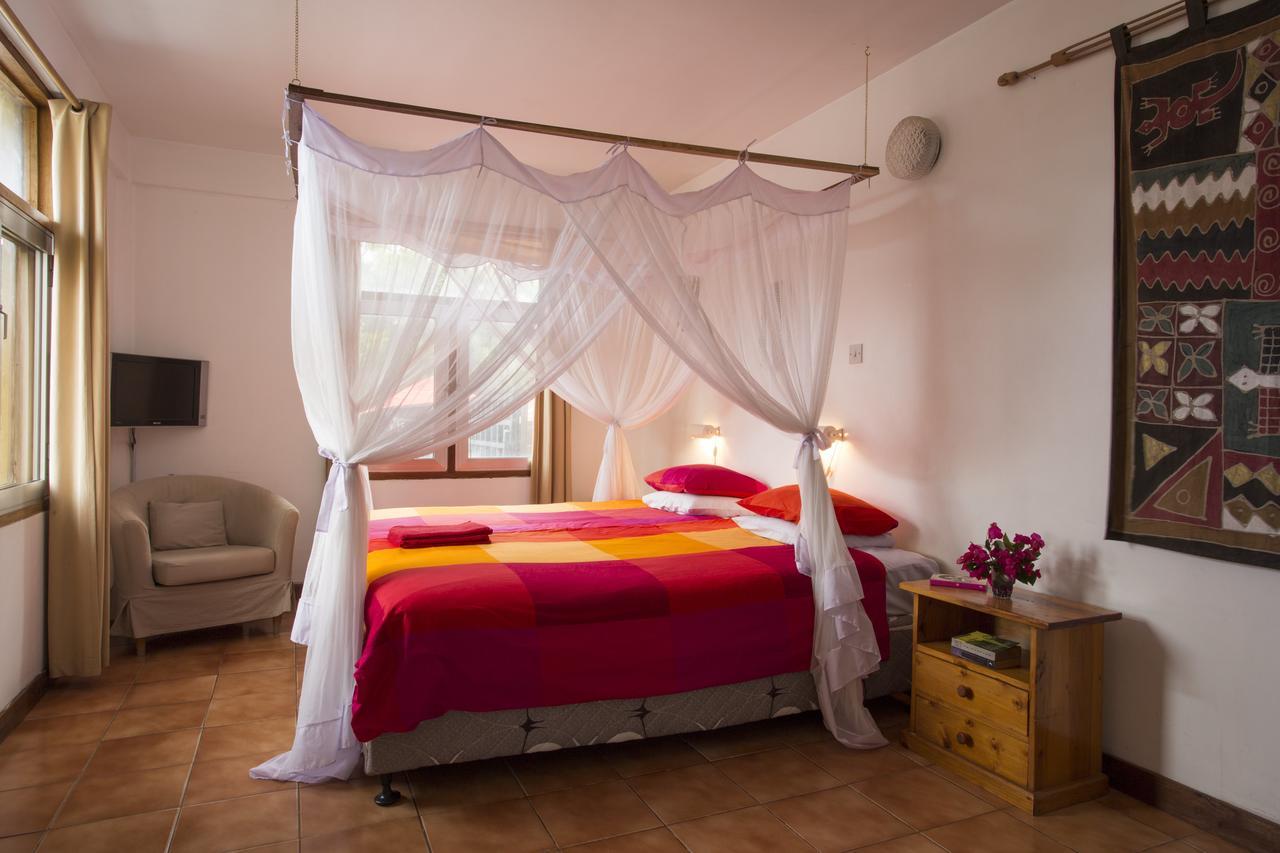 Q-Bar & Guesthouse Dar es Salaam Luaran gambar